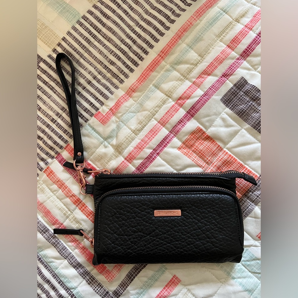 Billabong wristlet